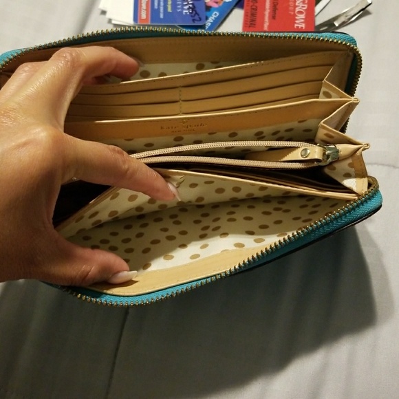 KATE SPADE LEATHER WALLET - Picture 8 of 8